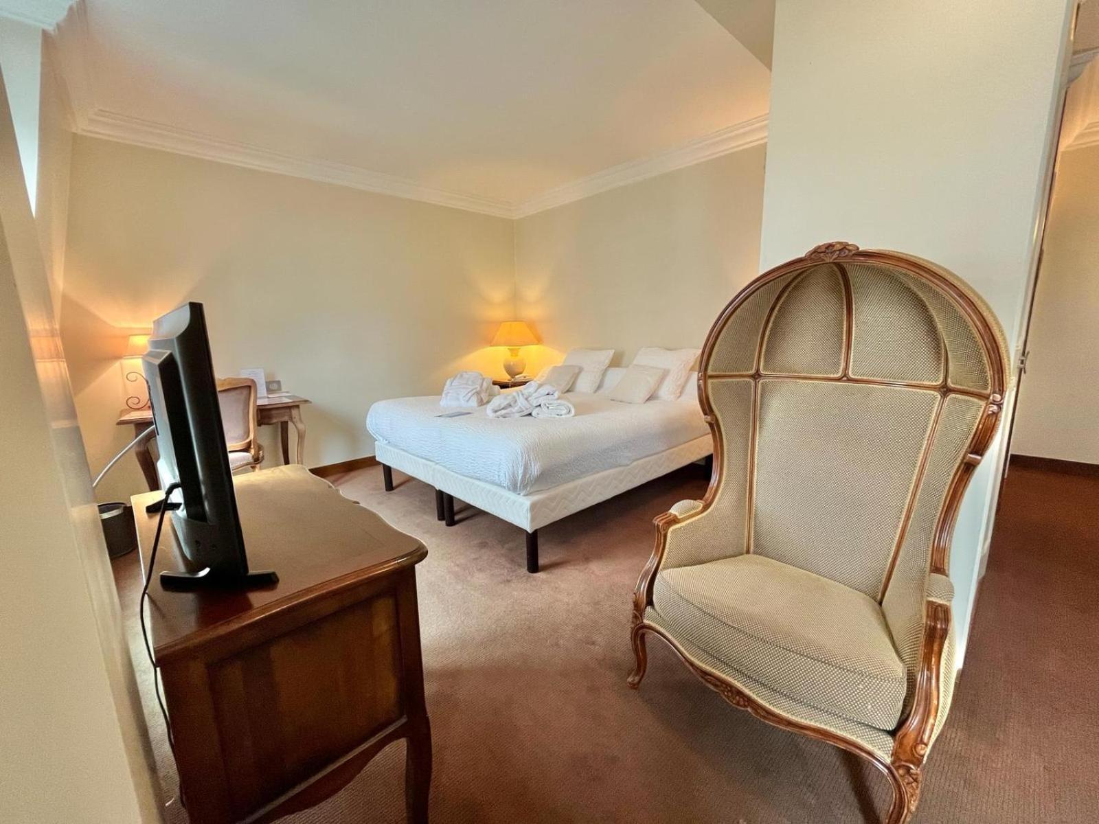 Logis Hotel Le Rivage Жьен Экстерьер фото