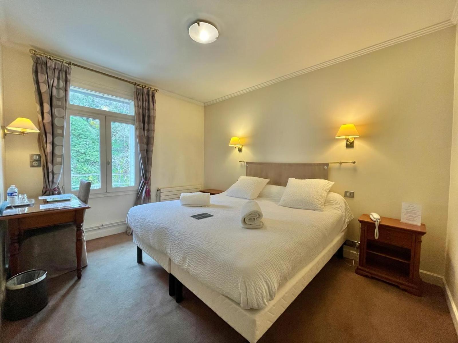 Logis Hotel Le Rivage Жьен Экстерьер фото