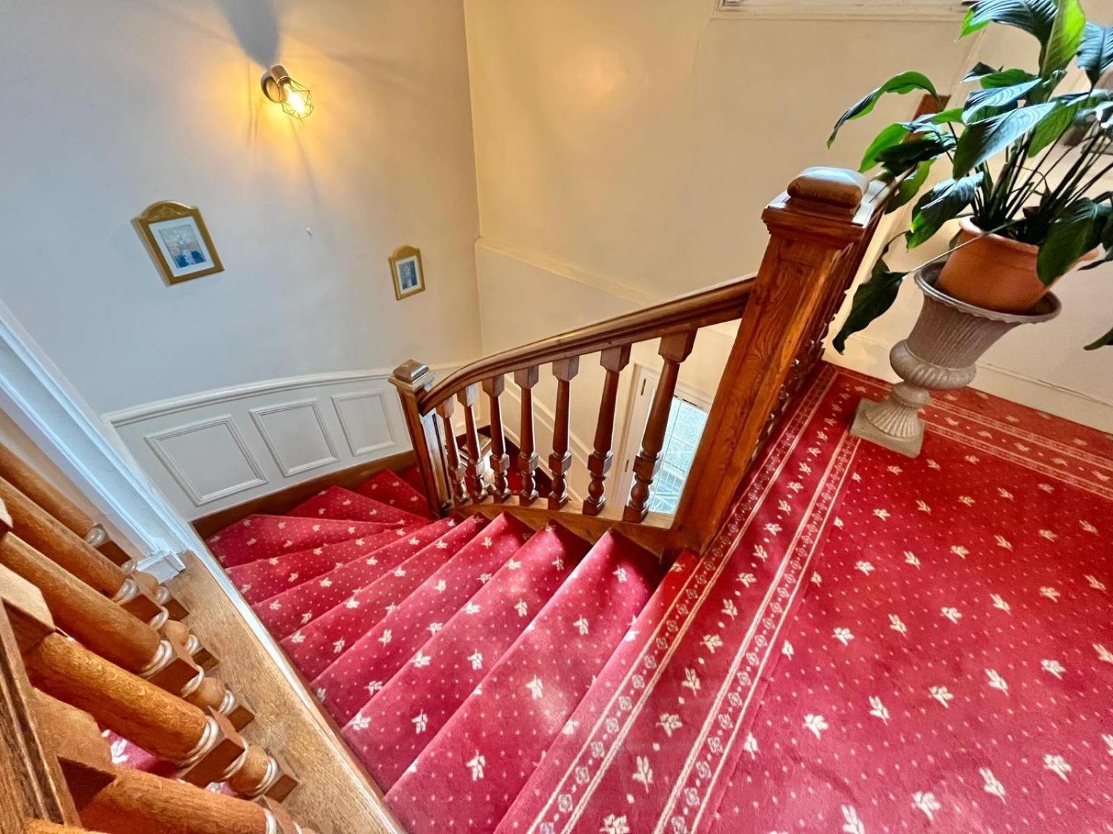 Logis Hotel Le Rivage Жьен Экстерьер фото