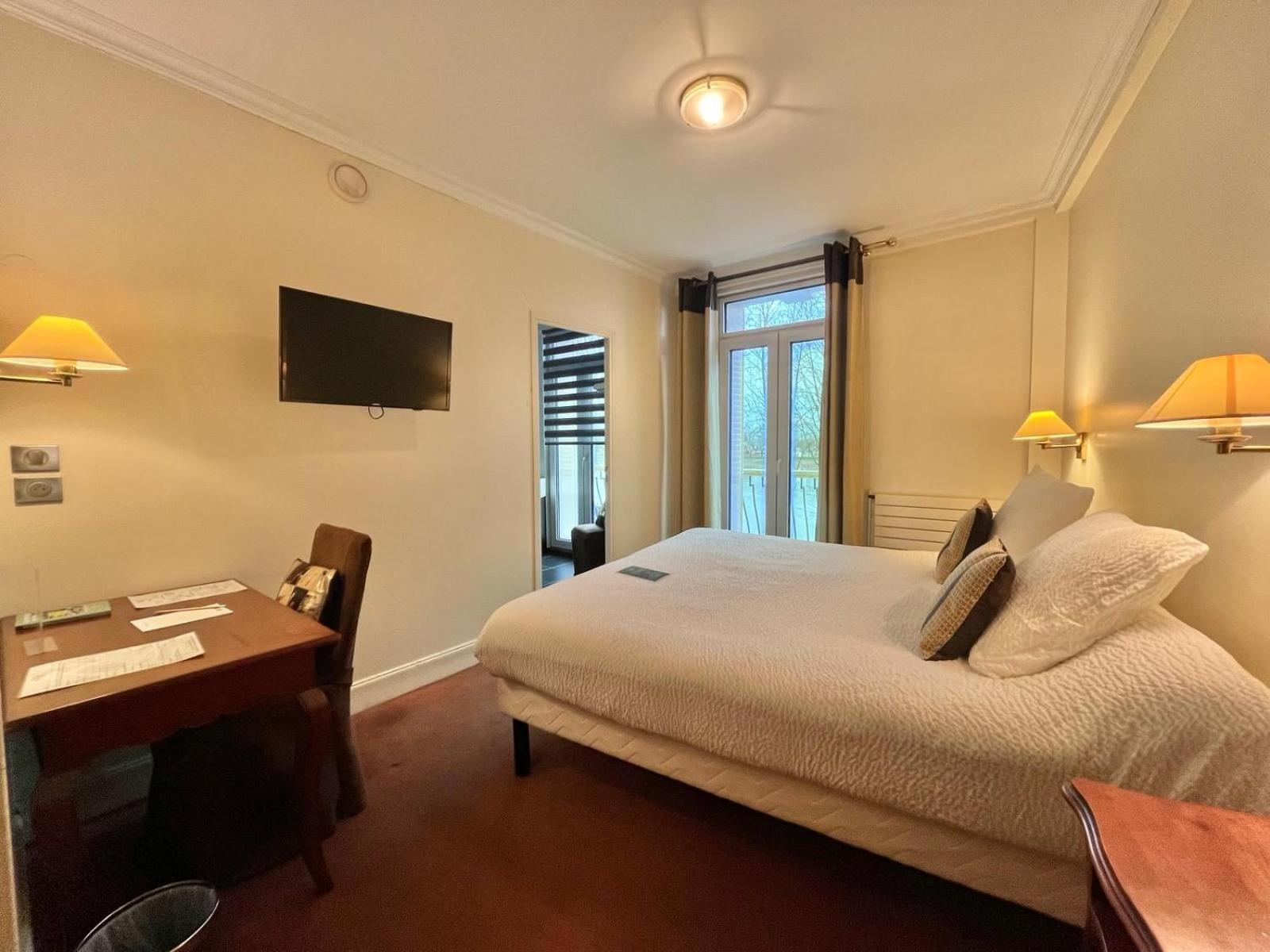 Logis Hotel Le Rivage Жьен Экстерьер фото