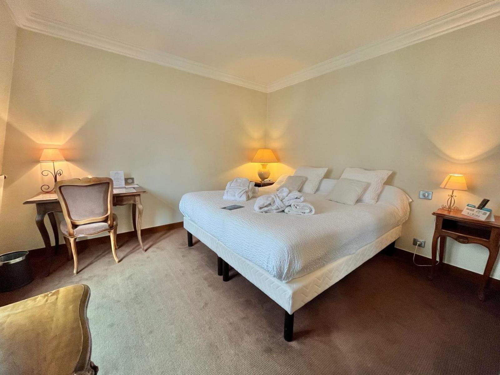 Logis Hotel Le Rivage Жьен Экстерьер фото