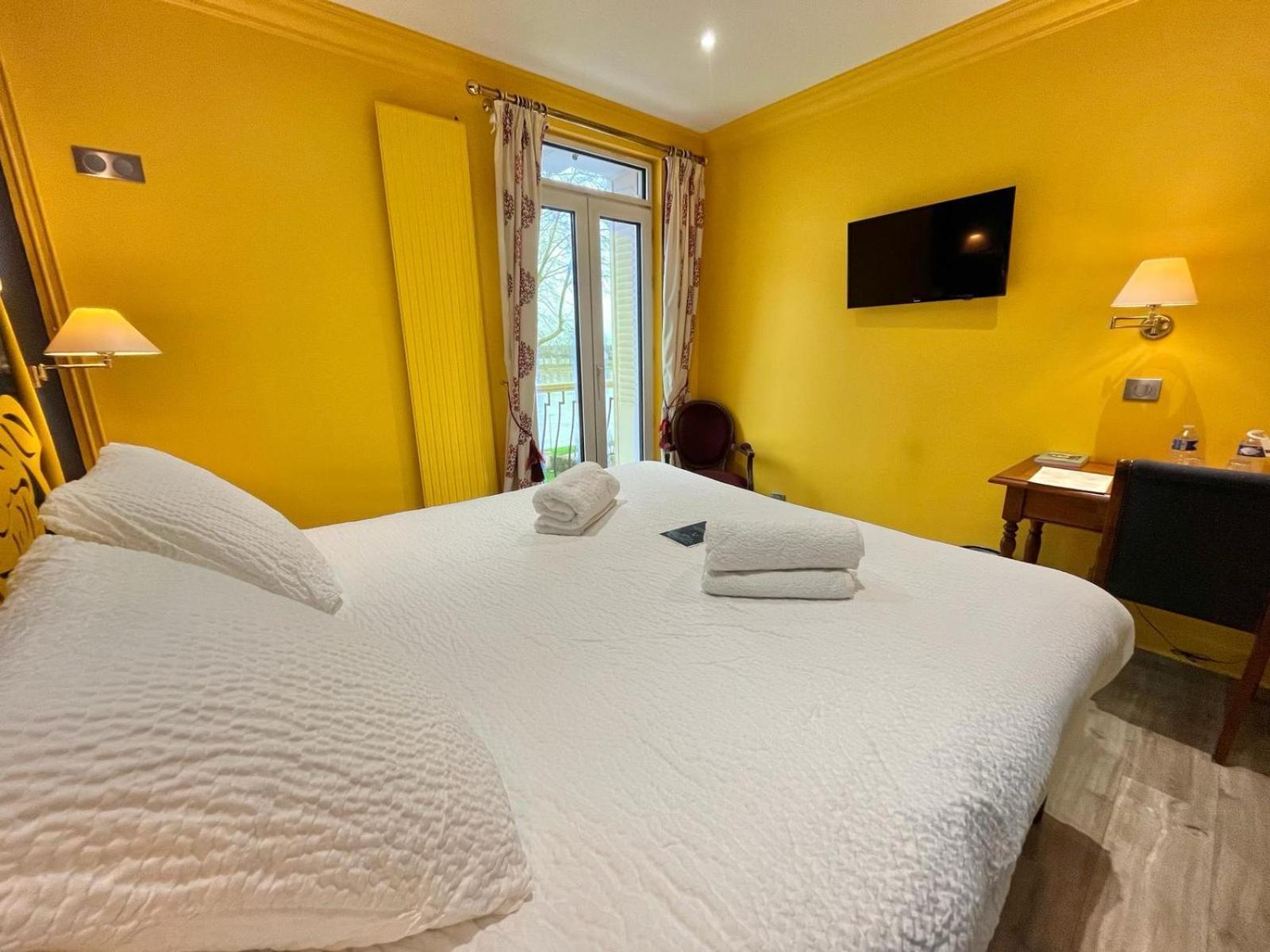 Logis Hotel Le Rivage Жьен Экстерьер фото