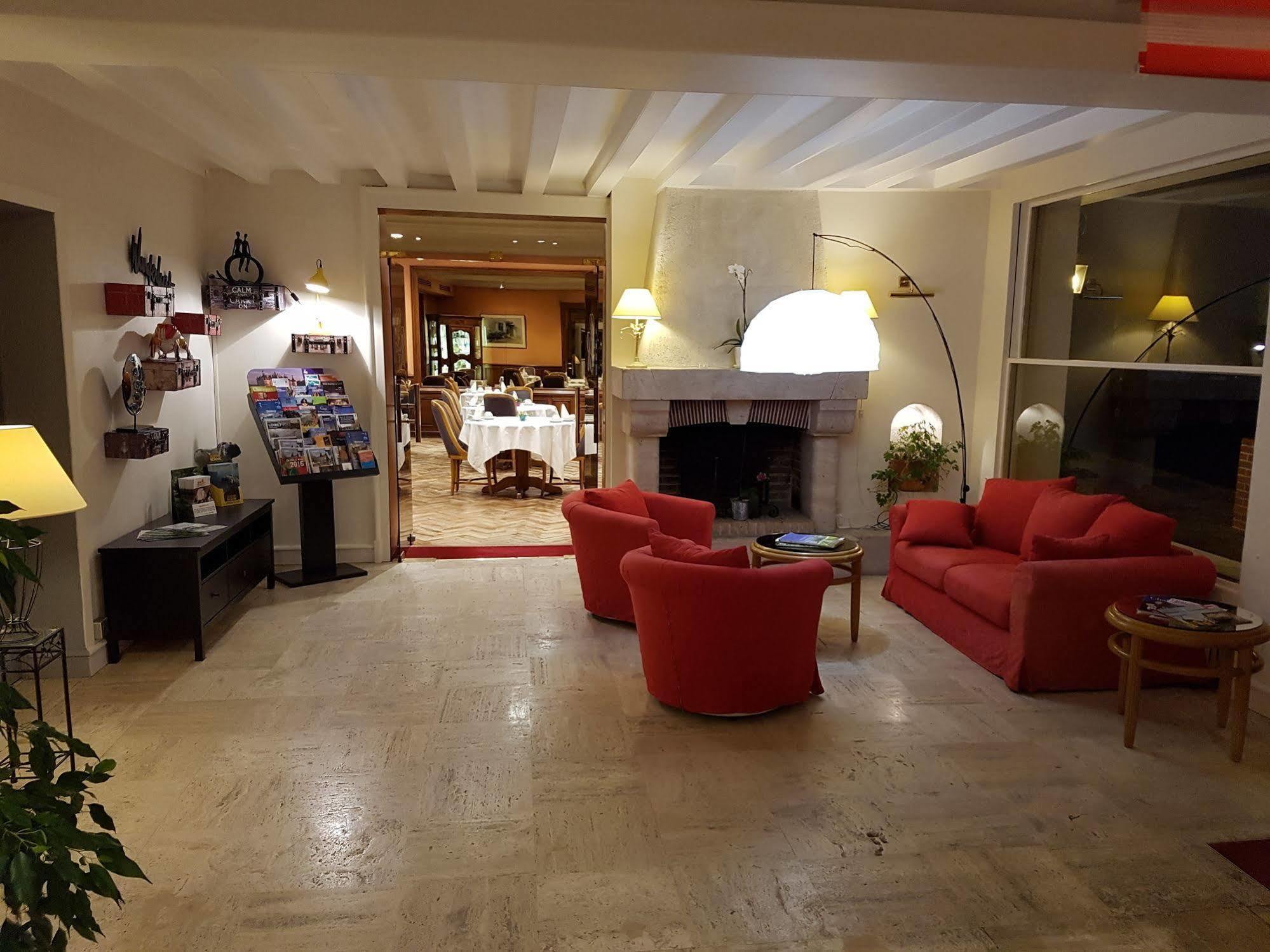 Logis Hotel Le Rivage Жьен Экстерьер фото